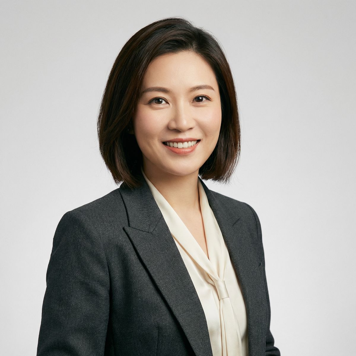 《瞒着丈夫加班的hr》演员 - 制片人林晓薇